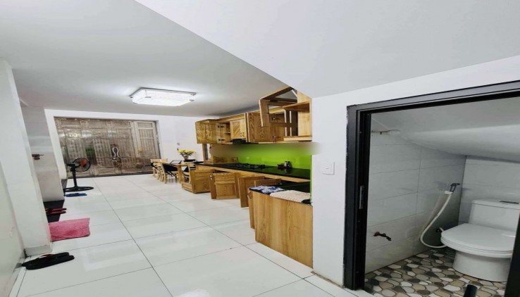 Cho thuê tầng 5 nhà khu TT1 phố Kiều Mai - Phúc Diễn- Bắc Từ Liêm - HN làm VP Công ty 200m2